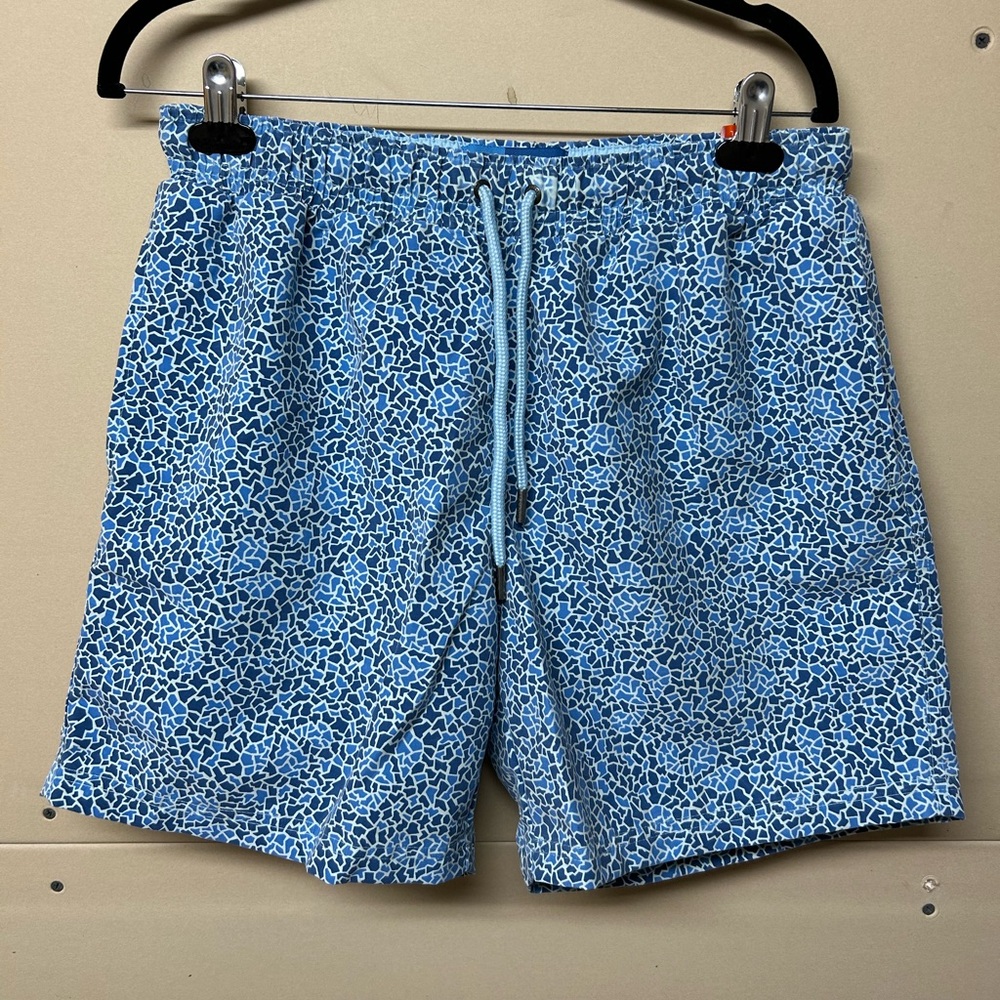 2/$75💥- SWIM | Men’s Season’s official swim shorts size large